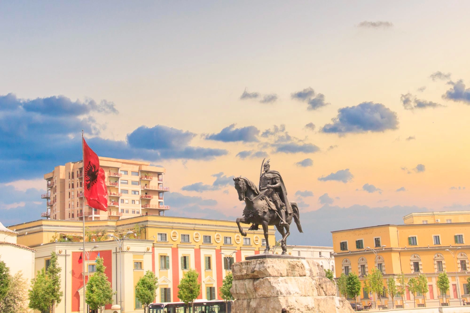 Tiranë
