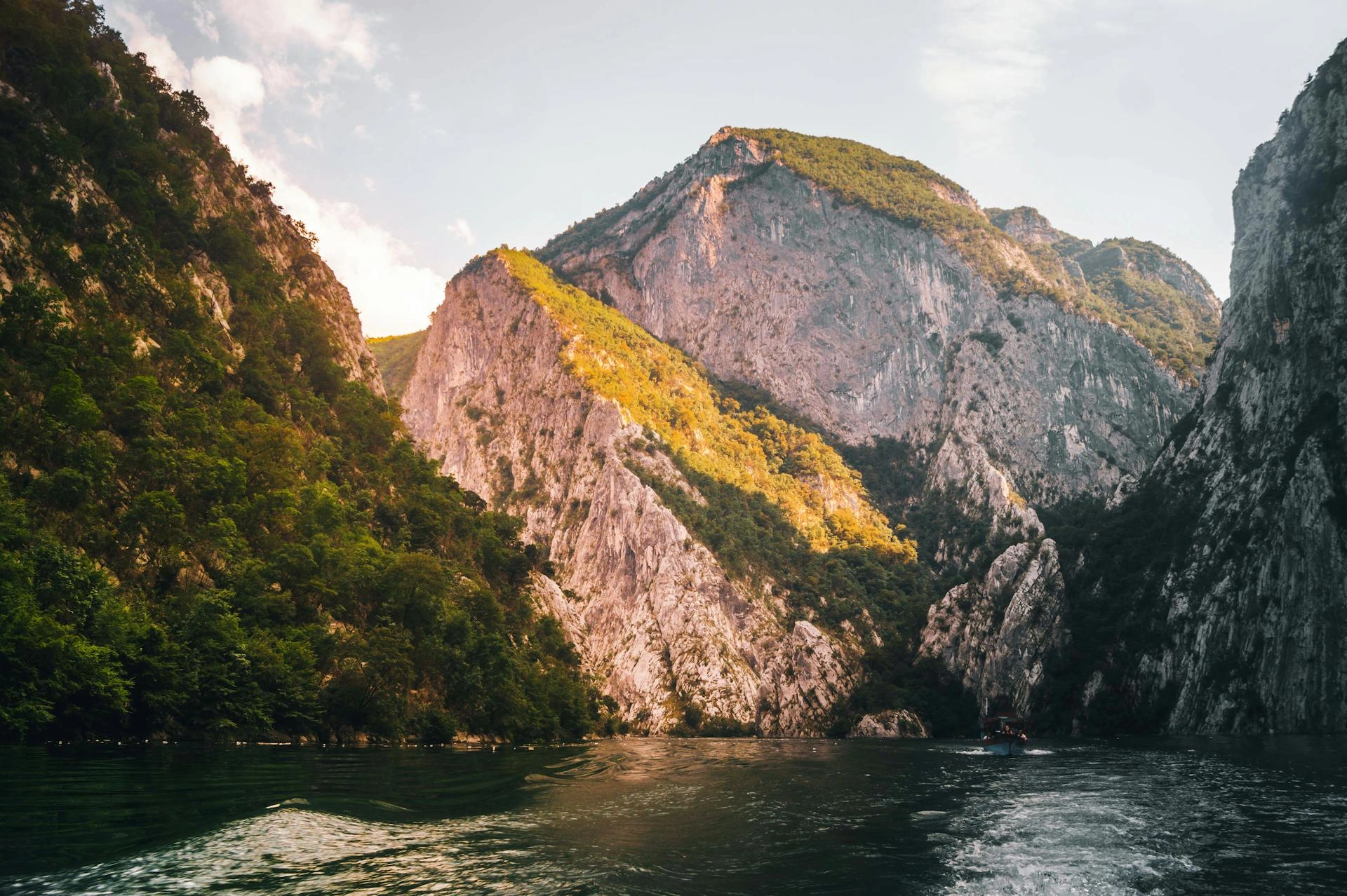 Komani Lake